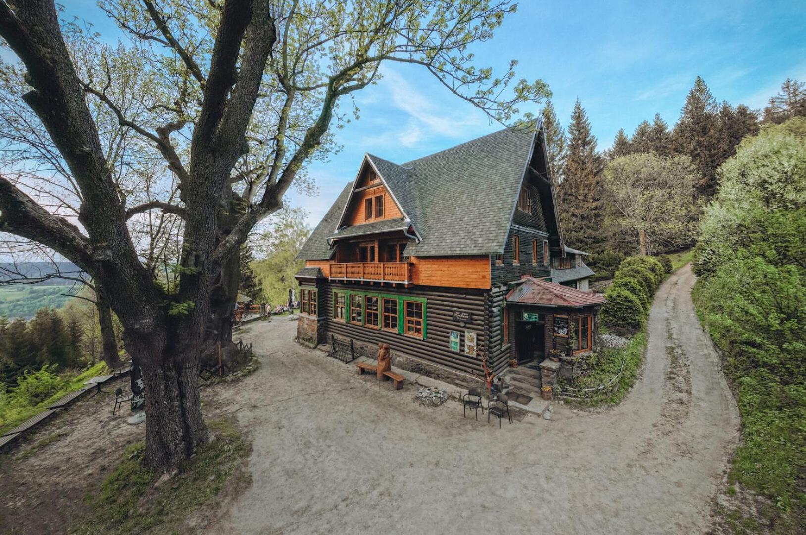 Schronisko Pttk Pod Muflonem Hostel Duszniki Zdroj Exterior photo